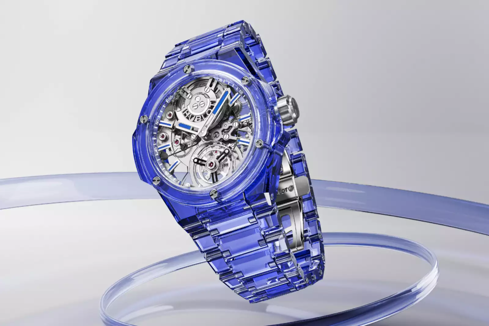 galeria-Hublot---Big-Bang-Integrated-Blue-Sapphire.jpg