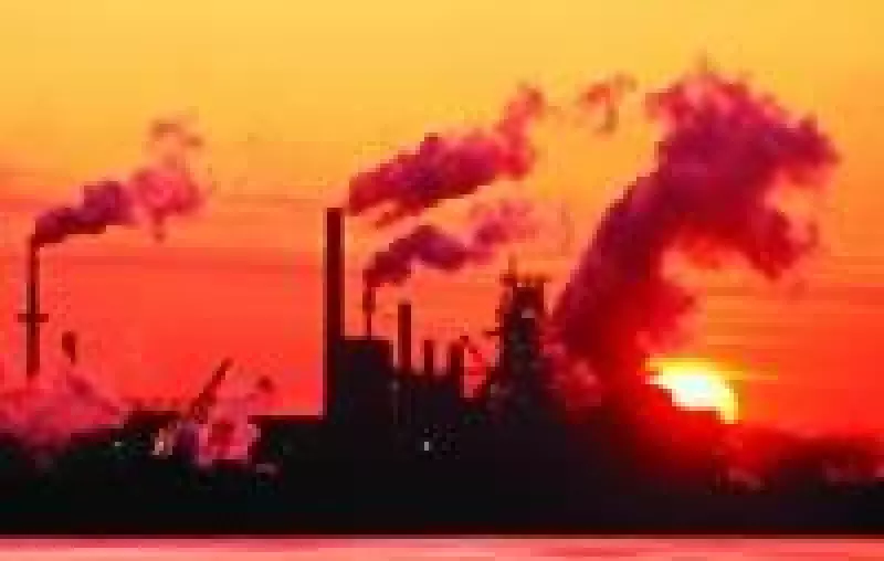 Los pasivos ambientales no se limitan a lo que ocurre dentro de los l�mites de una empresa, sino a los da�os que pueda causar en las comunidades aleda�as.