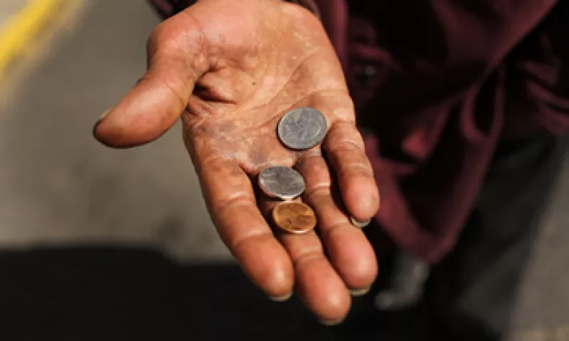 El sector más empobrecido del país siguió registrando una contracción de sus ingresos. (Foto: Getty Images)
