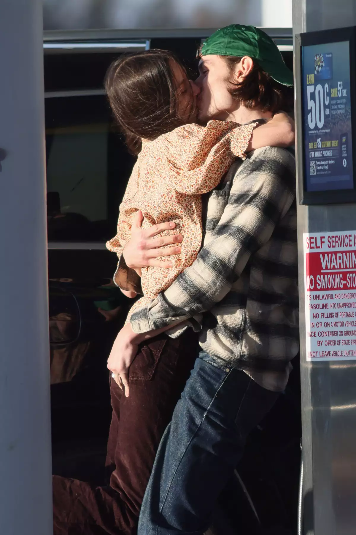 PREMIUM EXC Olivia Rodrigo, Louis Partridge