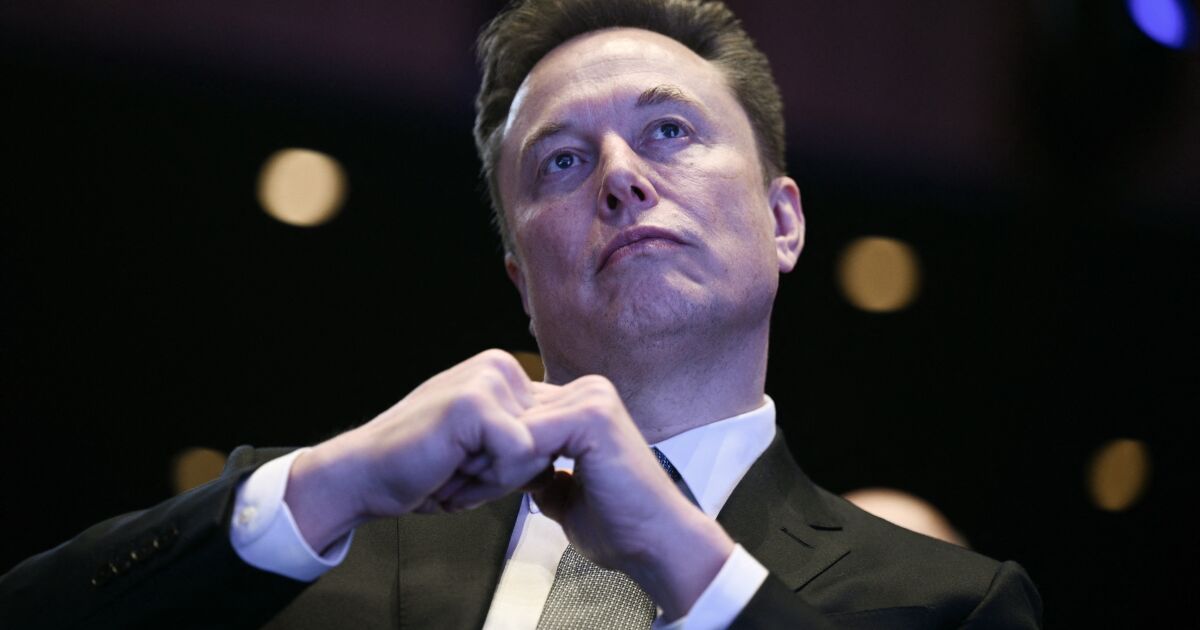 SpaceX hisseleri hızla yükselirken Elon Musk'un dünyanın ilk milyarderi olması ne anlama geliyor?