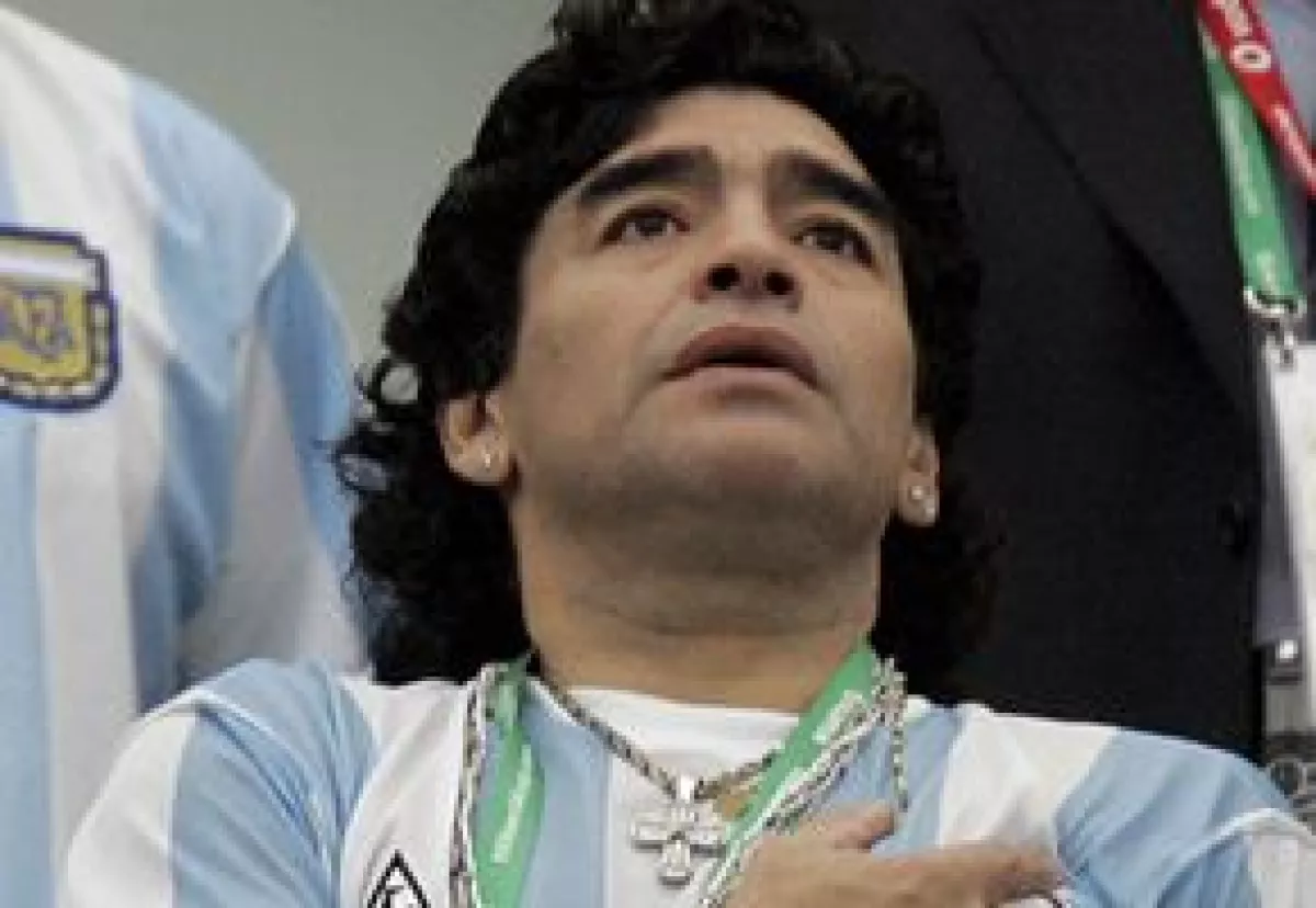 La elección de Diego como director técnico de la selección de argentina pone una vez más en boca de todos el nombre del astro de futbol.