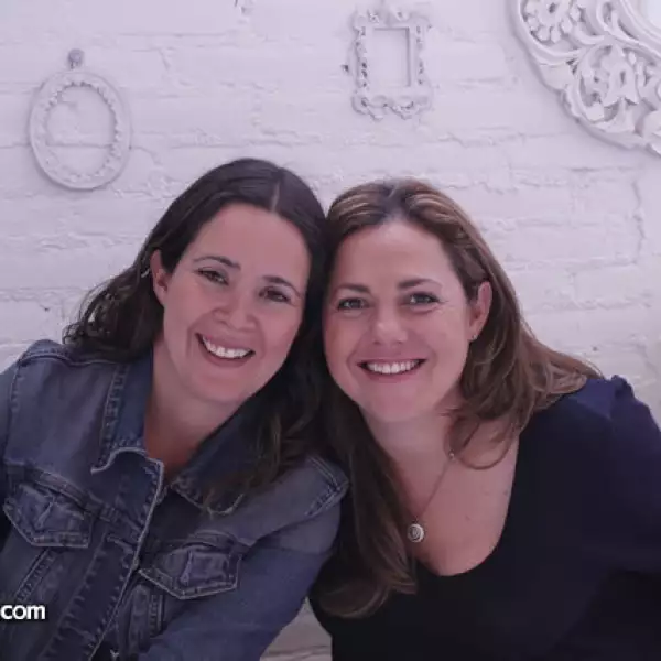 Ati Sánchez,Lorena Casanova