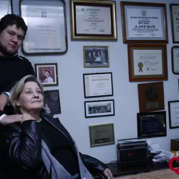 Victoria Horn Bingham, Francisco Adolfo Aranda Horn