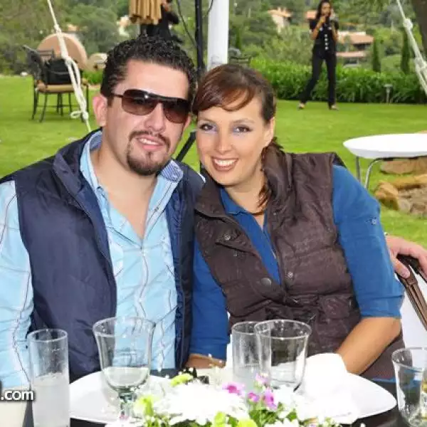 Civil Bety Vega y Rene Palme