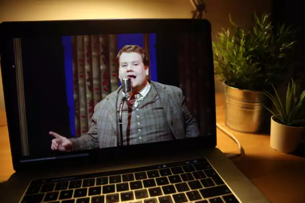 "One Man, Two Guvnors" National Theatre Live - Online Stream