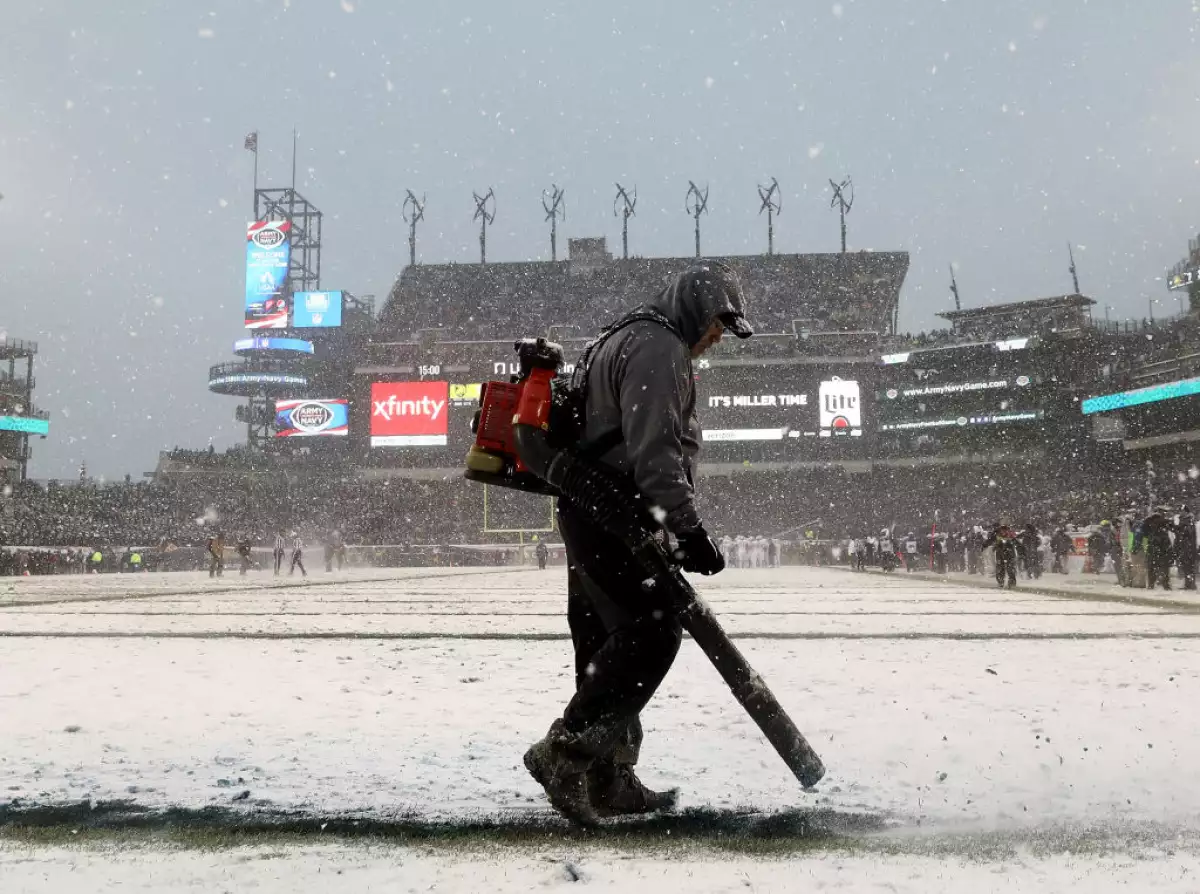 Lincoln Financial Field NFL kickoff