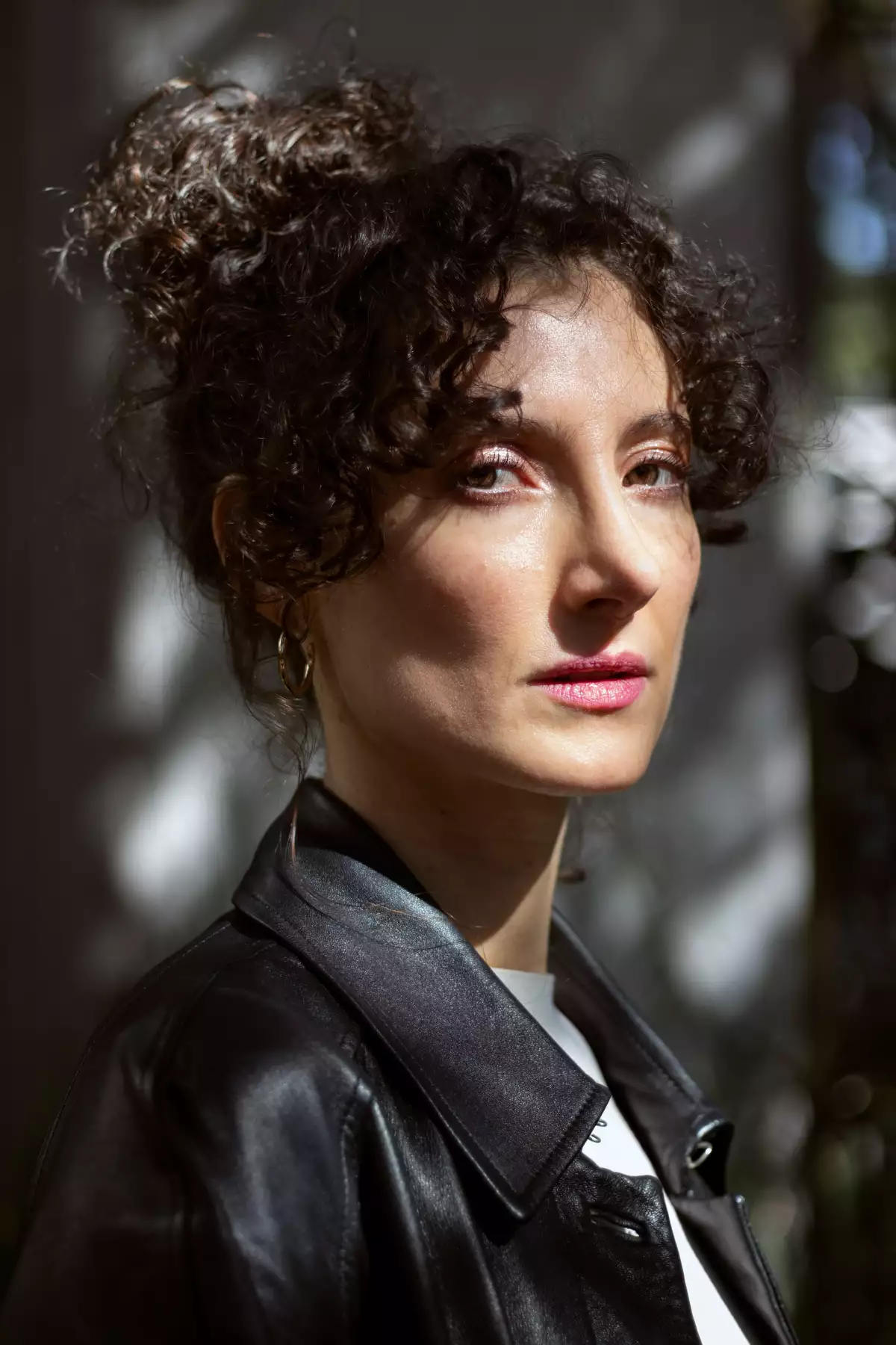 Retrato de Kaia Lana por Jonathan Saldaña. 
