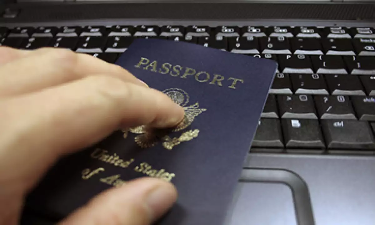 La petición de cita para tramitar el documento también se puede realizar por teléfono. (Foto: iStock by Getty Images)