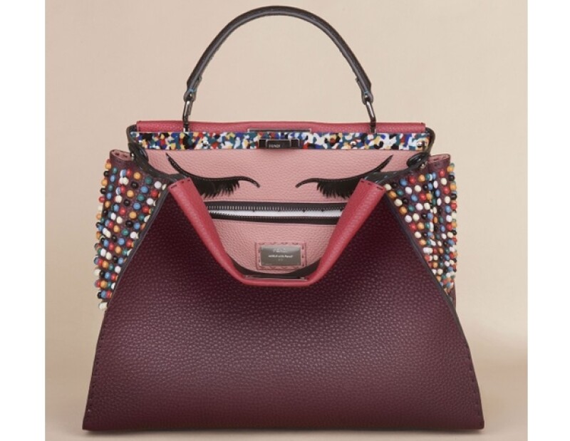 Esta es la bolsa que diseñó Adele como una de las 10 creaciones para la colección Peekaboo de Fendi