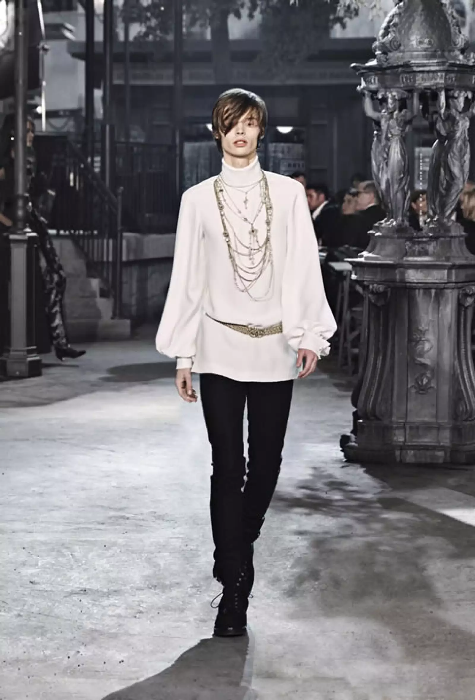 Chanel Metiers D´Art 2015/16.