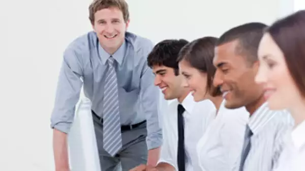 ¿Cómo lograr ser un líder y no sólo un dirigente? Ése es el reto que enfrenta el CEO. (Foto: Photos to go)