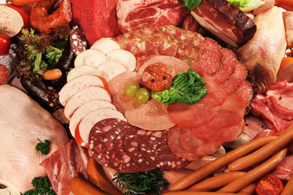 Este lunes la OMS anunció que la ingesta de salchichas, carne para hamburguesas, jamón y tocino contribuyen a padecer cáncer, mientras que la carne roja se clasifica como `probablemente cancerígena´.