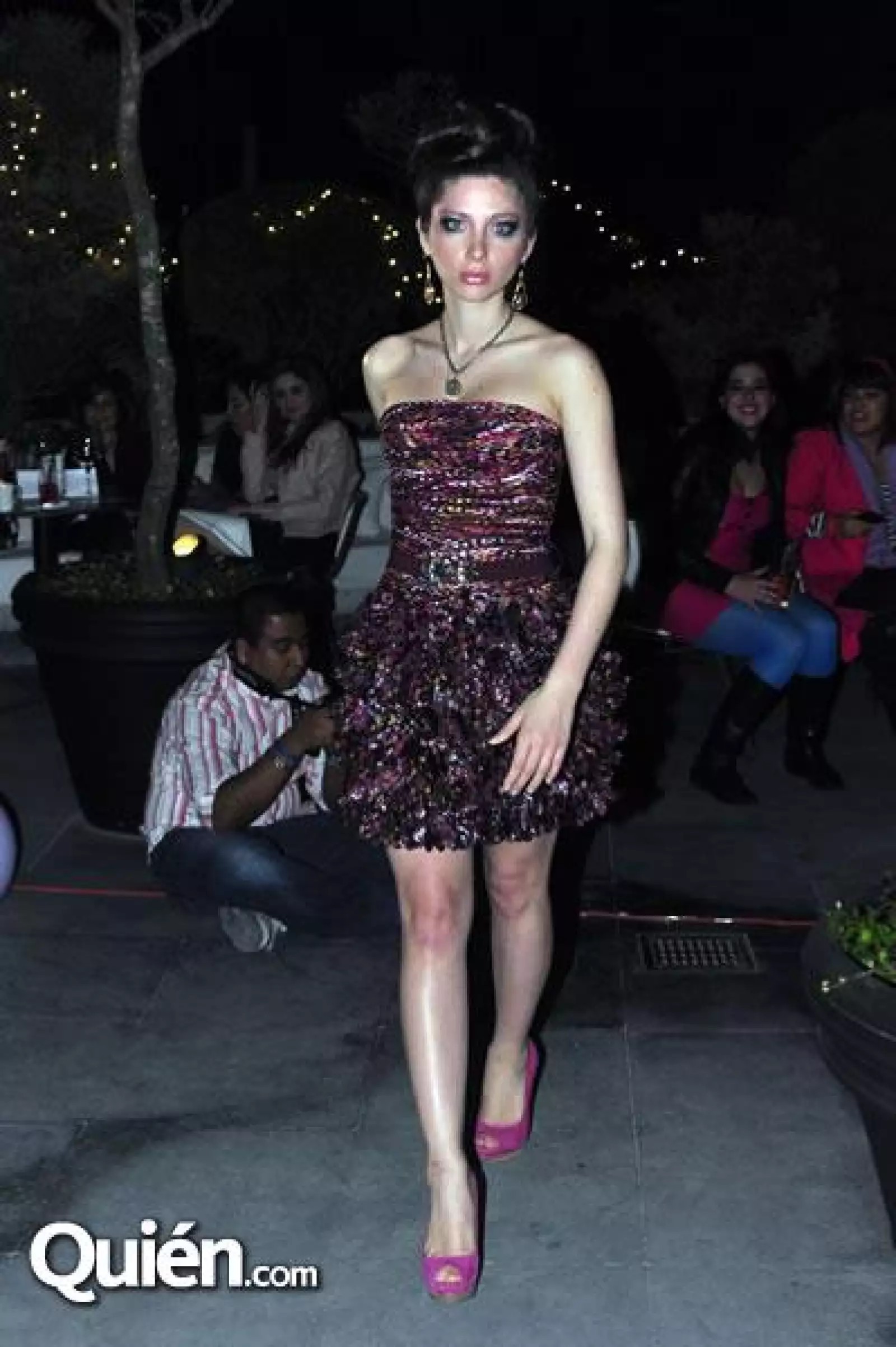 Pasarela a Beneficio de la Cruz Rosa