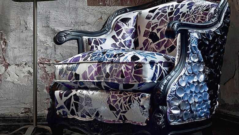 Una de las especialidades de estas ‘concept stores’ son los muebles antiguos, además de restaurarlos, venden un diseño único en el que, intervienen artistas contemporáneos.