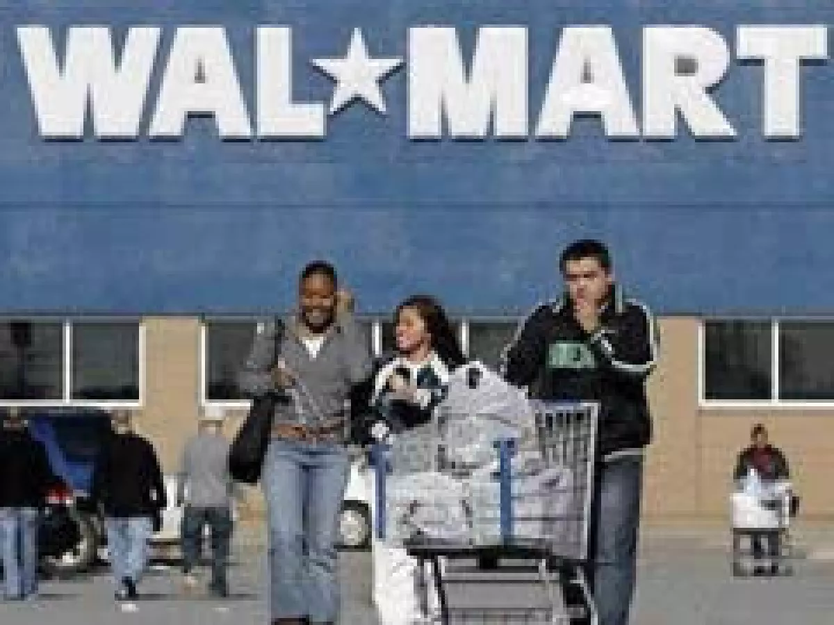 La caída en ventas de las tiendas con más de un año de operación fue menor a la esperada por analistas. (Foto: Archivo)