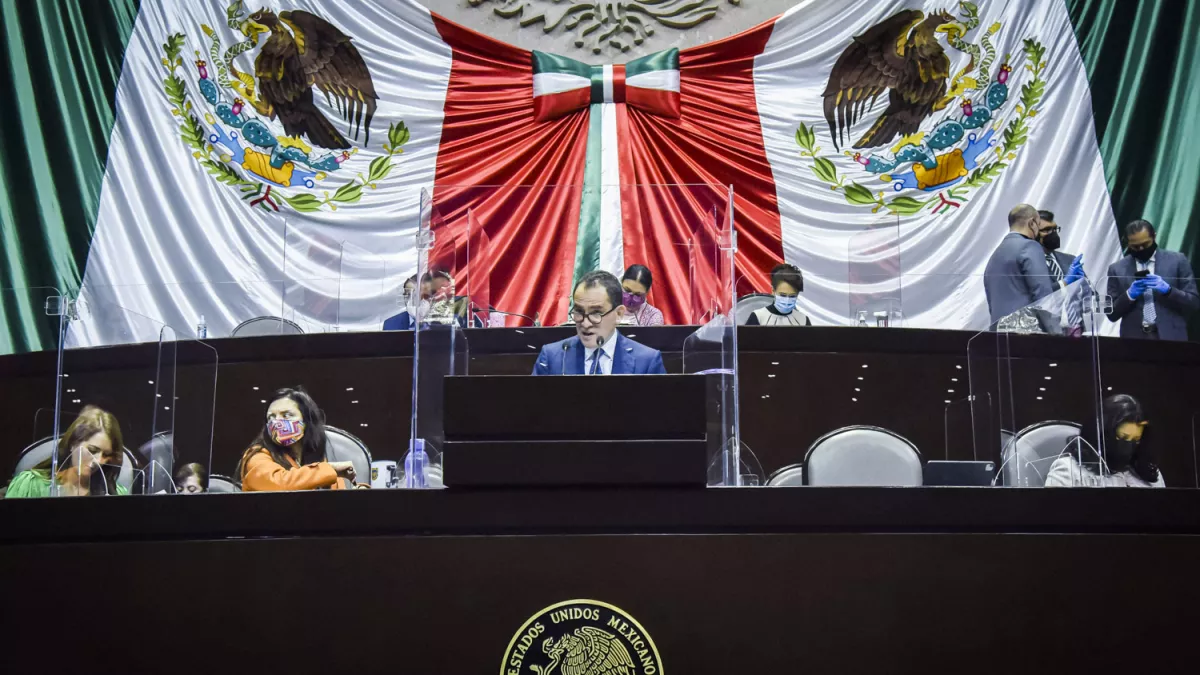 Arturo Herrera, secretario de Hacienda y Crédito Público, durante su comparecencia ante el pleno de la Cámara de Diputados en la que se somete a discusión el Segundo Informe de Gobierno Federal en materia económica y se de cuenta de las iniciativas d