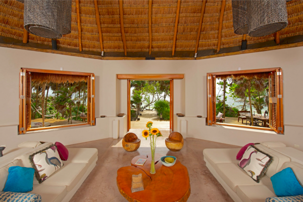 sotheby's-deck-sala