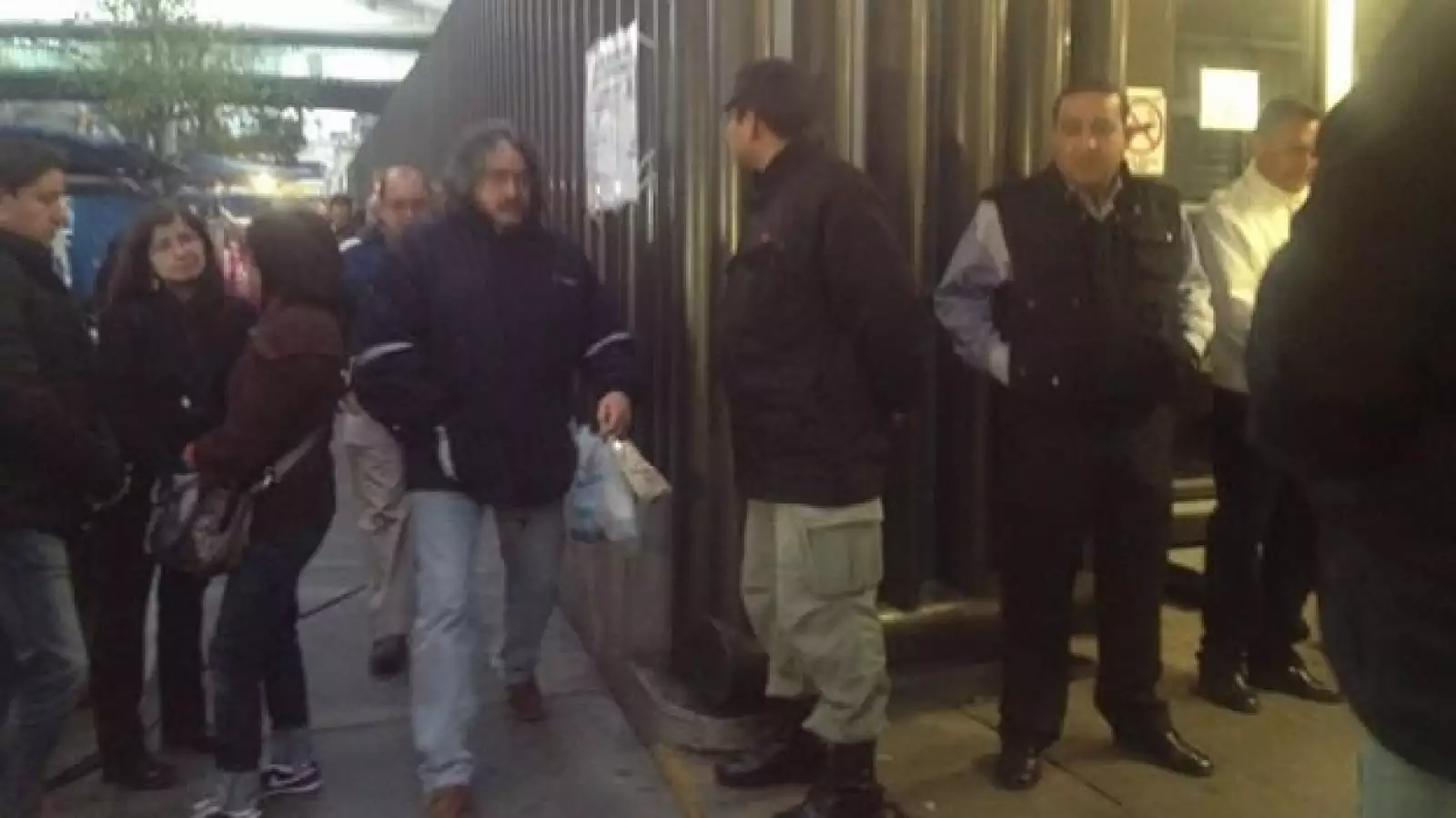 Trabajadores de Pemex vuelven a trabajar