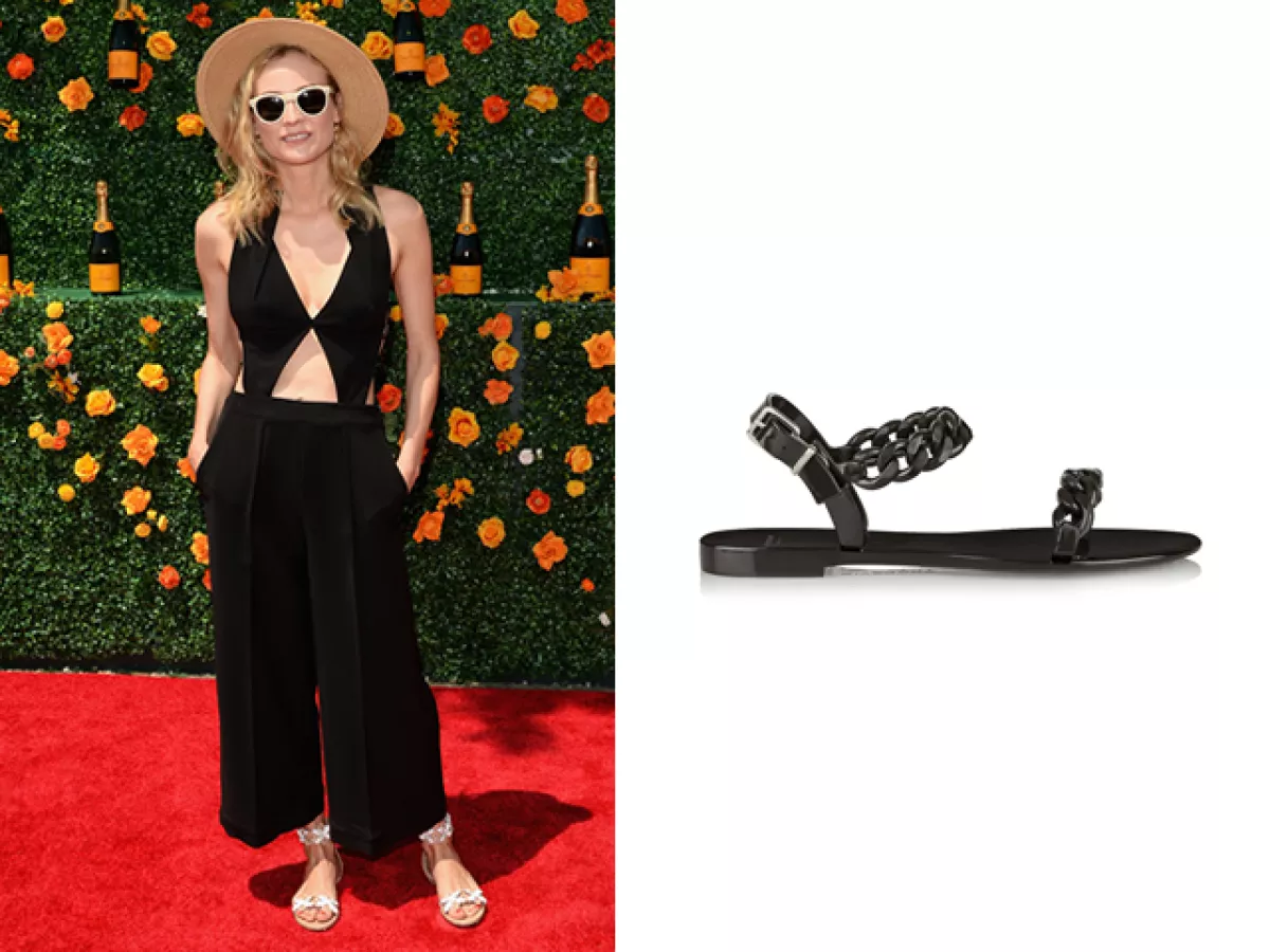 Diane Kruger en Roland Mouret. Flats de Givenchy.