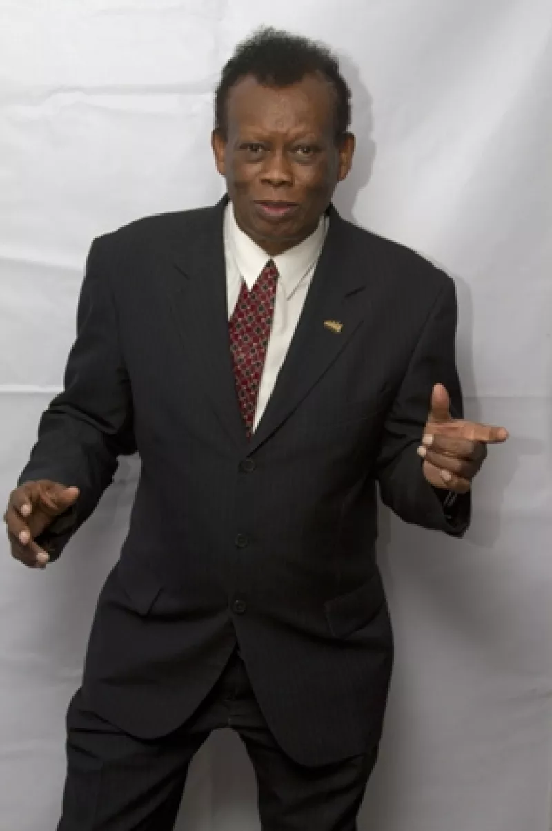 El cantante murió esta madrugada a los 71 años debido al cáncer de próstata.