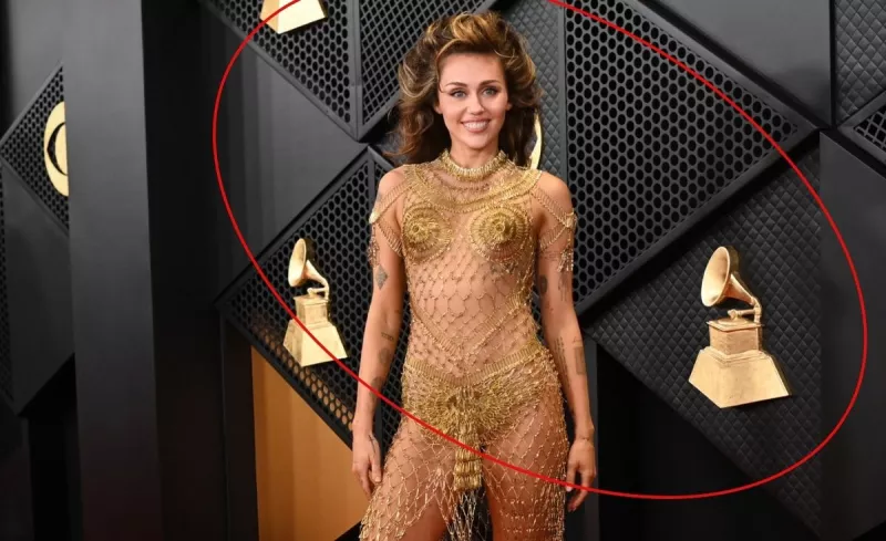 MILEY-CYRUS-GRAMMYS.jpg
