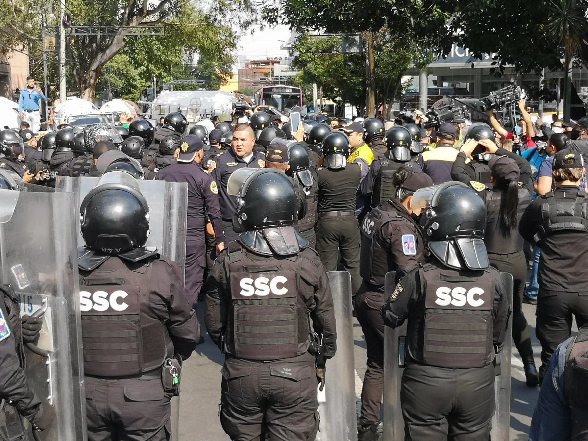 policias-protesta-gaseros-sener-.jpeg