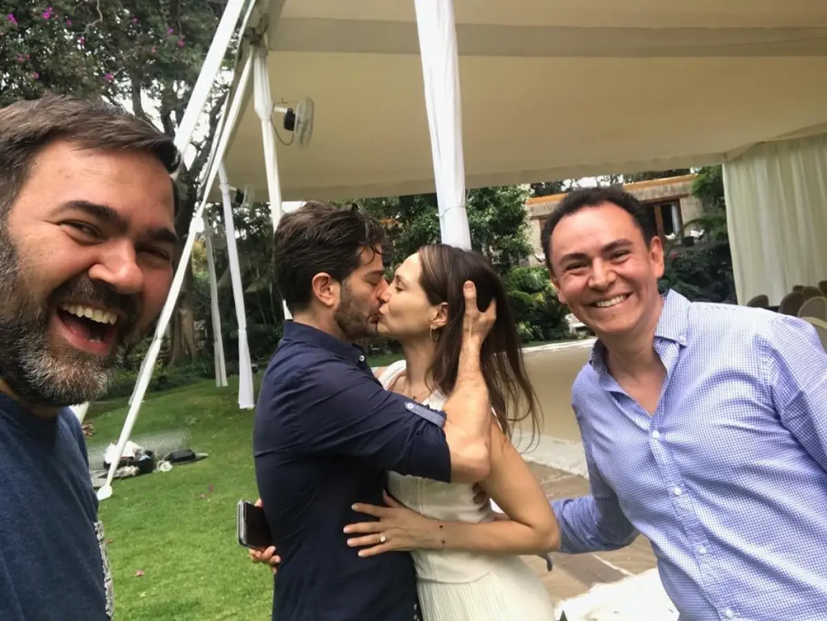 Bianca Marroquín y Joseph Schottlan