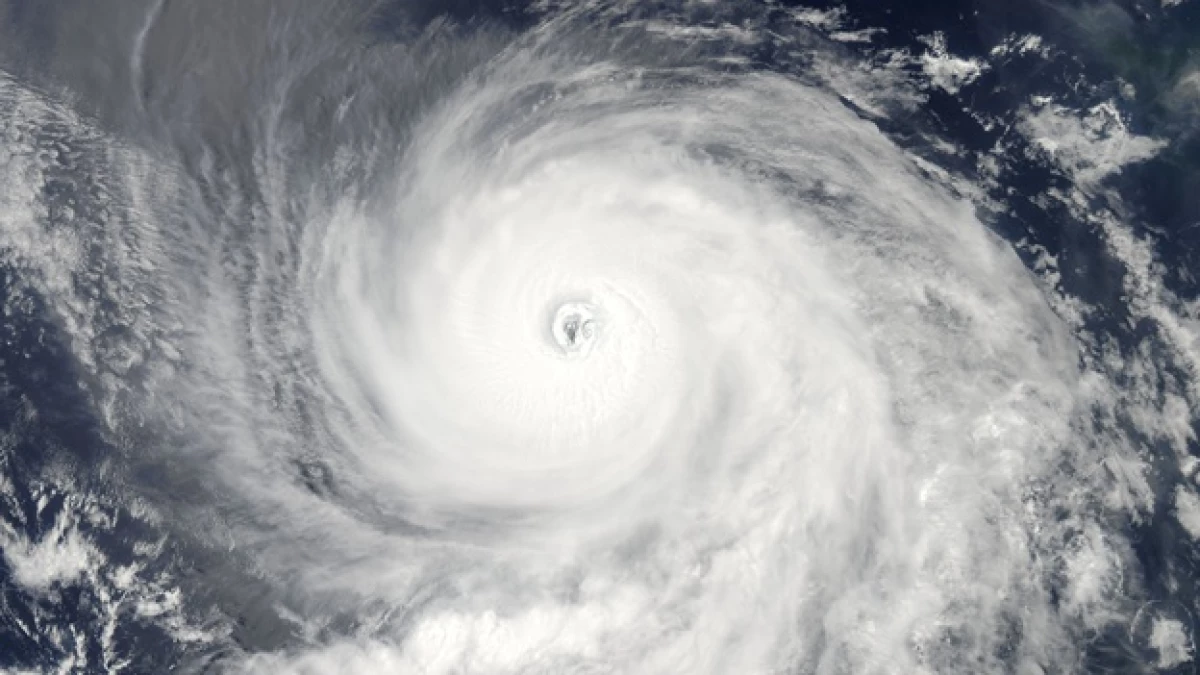 vista satelital del huracan eugene