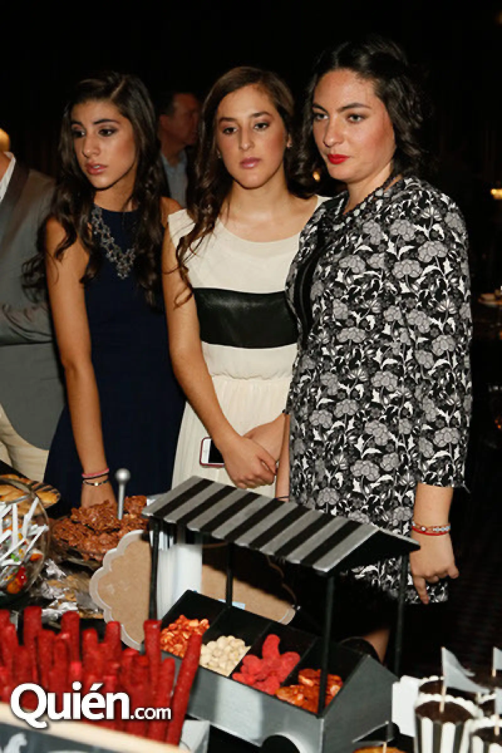 Andrea Reyes,Ana Domínguez y Michelle Mondlack