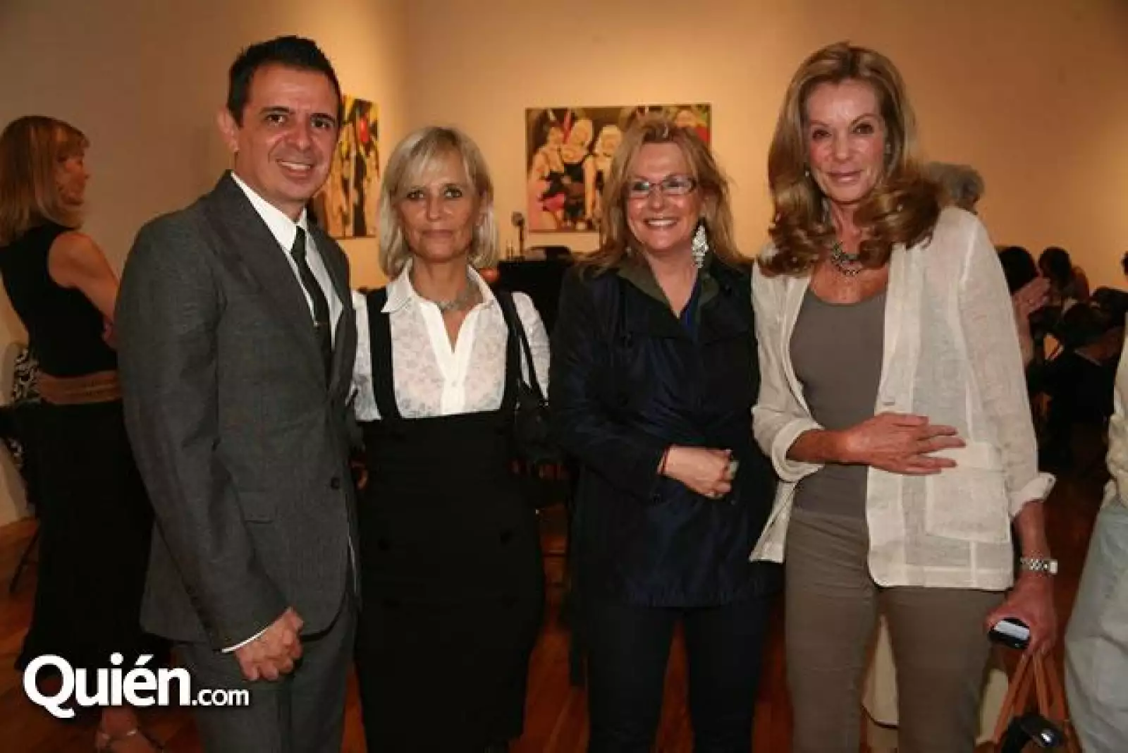 Eugenio Cortés,Mireya Bredo,Esther Mizrahi,Claudia Gómez Haro