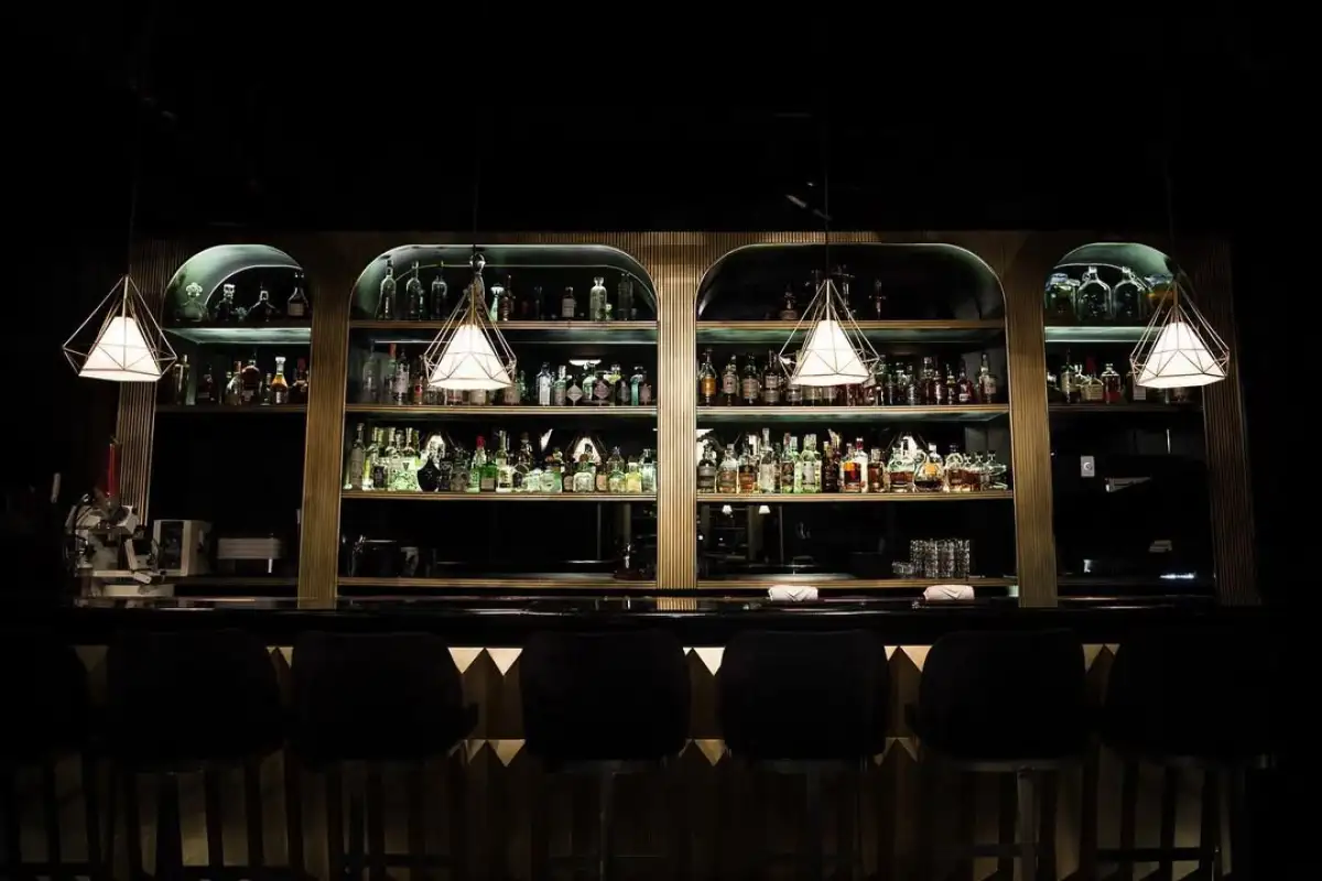 shake-shack-handshake-drink.jpg