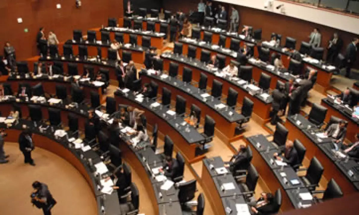 Las bancadas del Senado tienen hasta el 19 de octubre para presentar sus reservas a la reforma laboral. (Foto: Notimex)