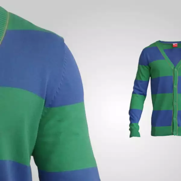 El famoso estilo ‘college’ se mantiene en esta opción de suéter a dos colores, fabricado en algodón.