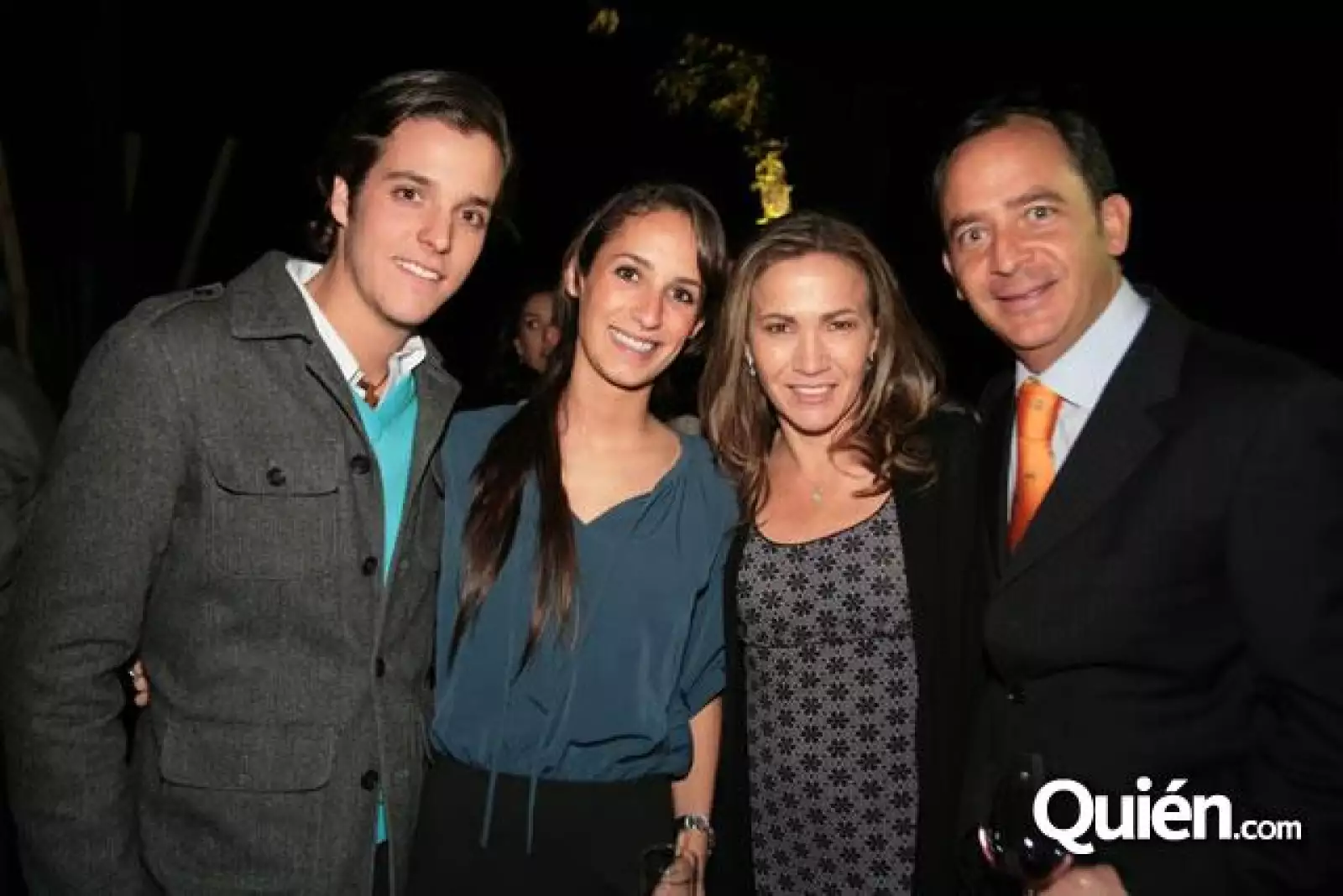 Marco Beteta entrega reconocimientos a los mejores Restaurantes