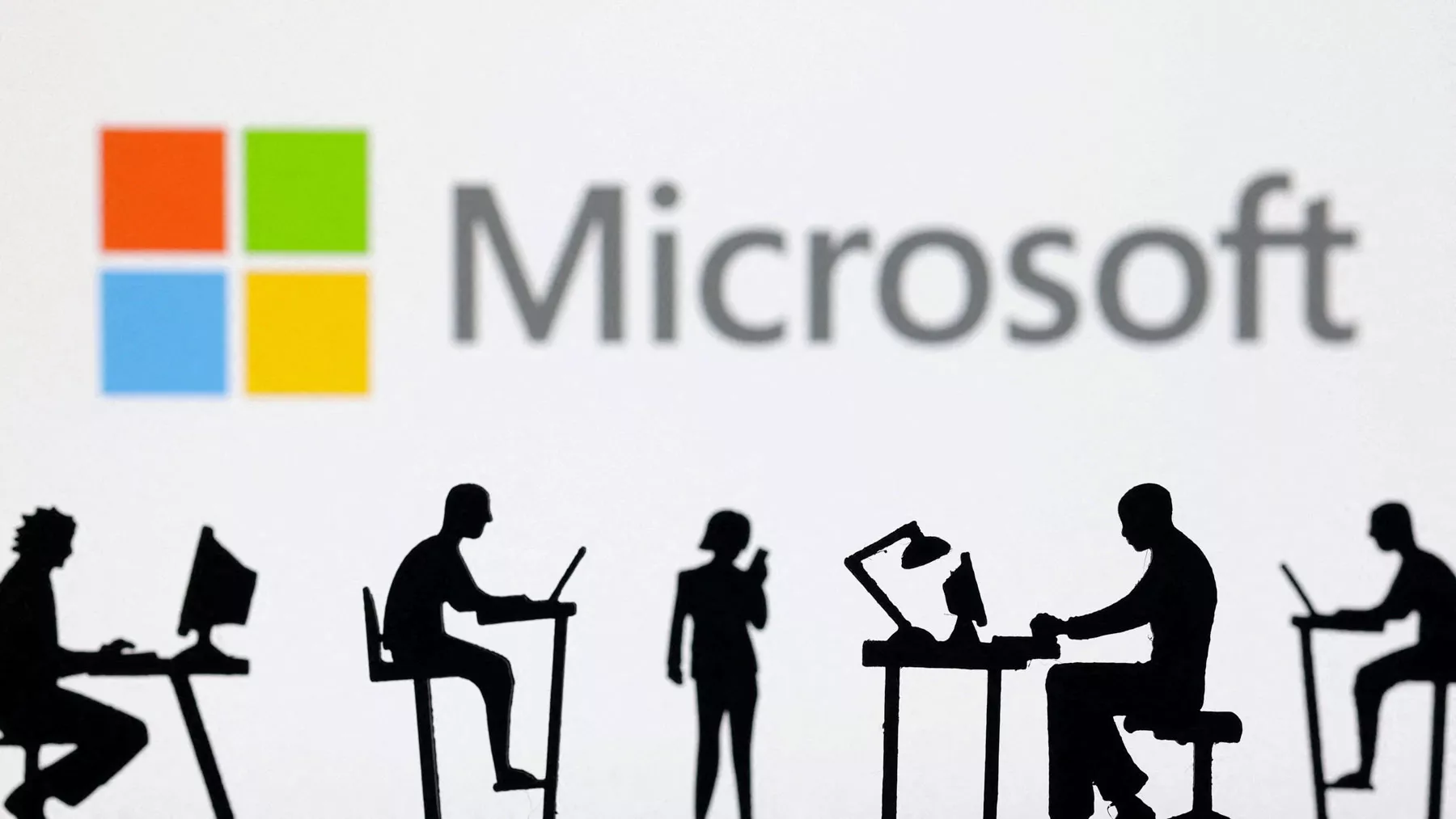 Microsoft crea grupo de inversión para la IA