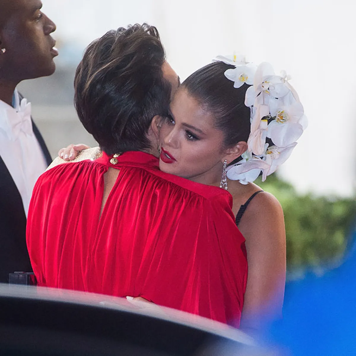 La mamá de las Kardashian parecía consolar en un momento a Selena.