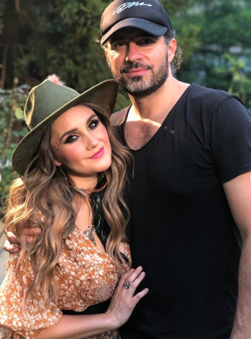 Dulce María y Paco Álvarez