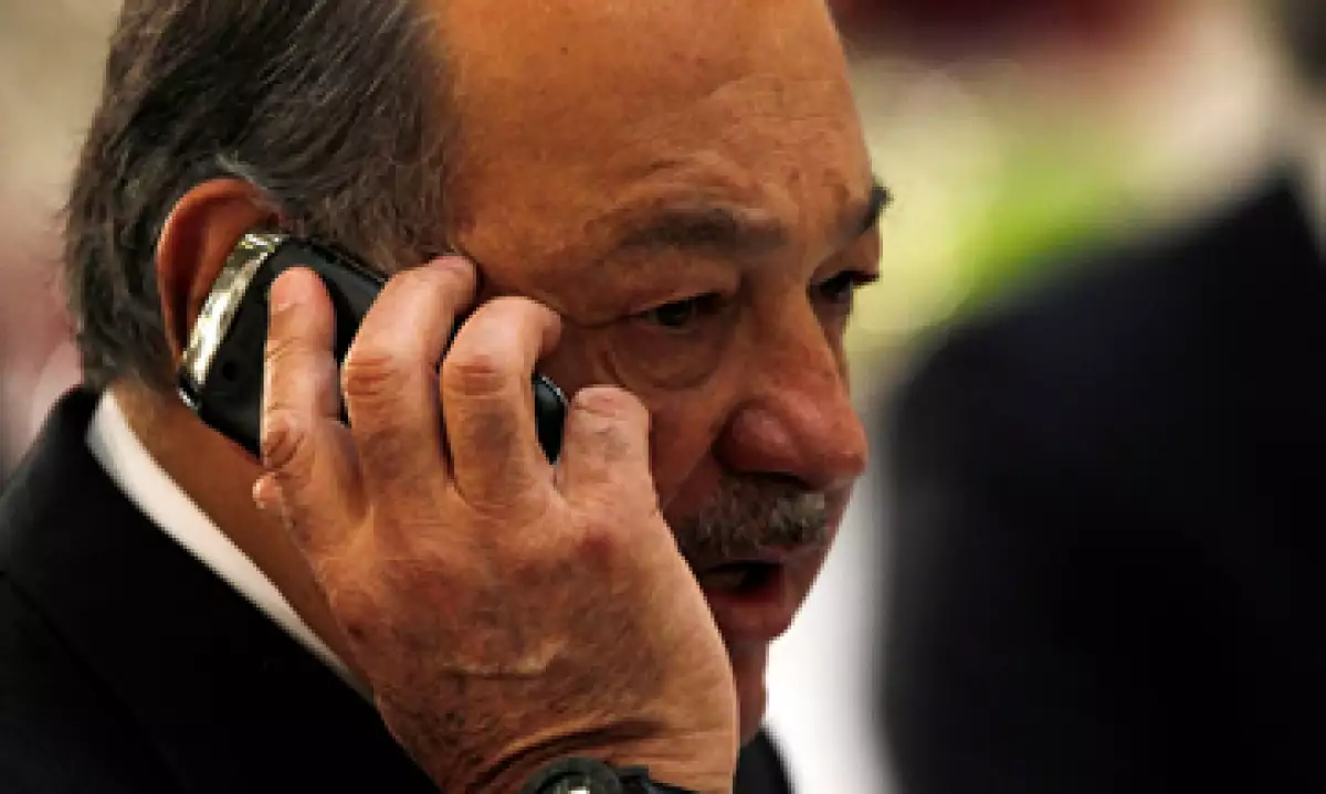 La familia Slim posee la mayoría de las acciones con voto de América Móvil. (Foto: Reuters)