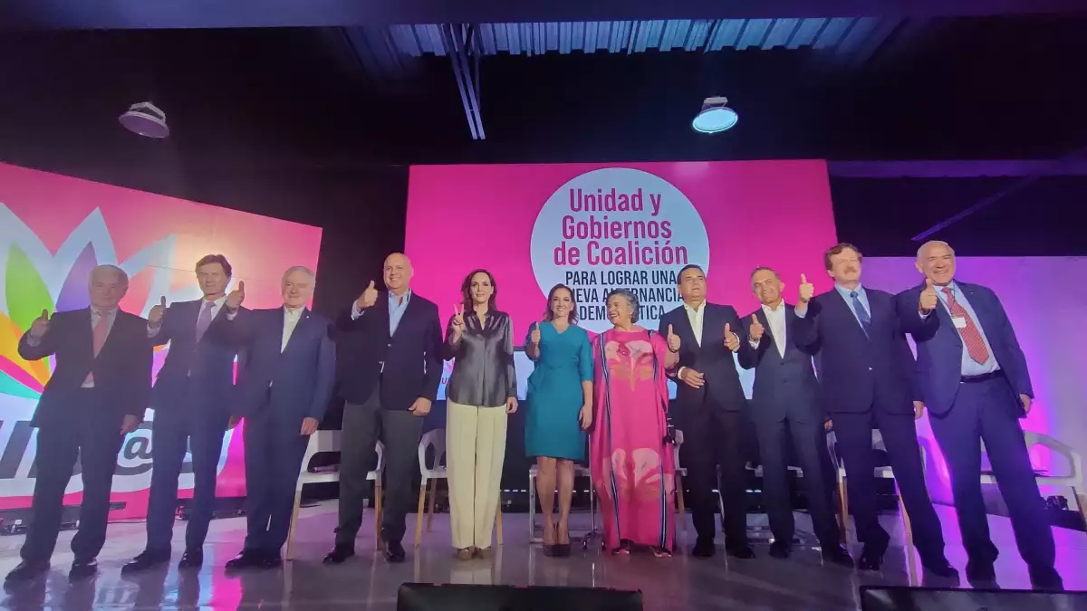 Unidos presenta acuerdo entre aspirantes de la oposición