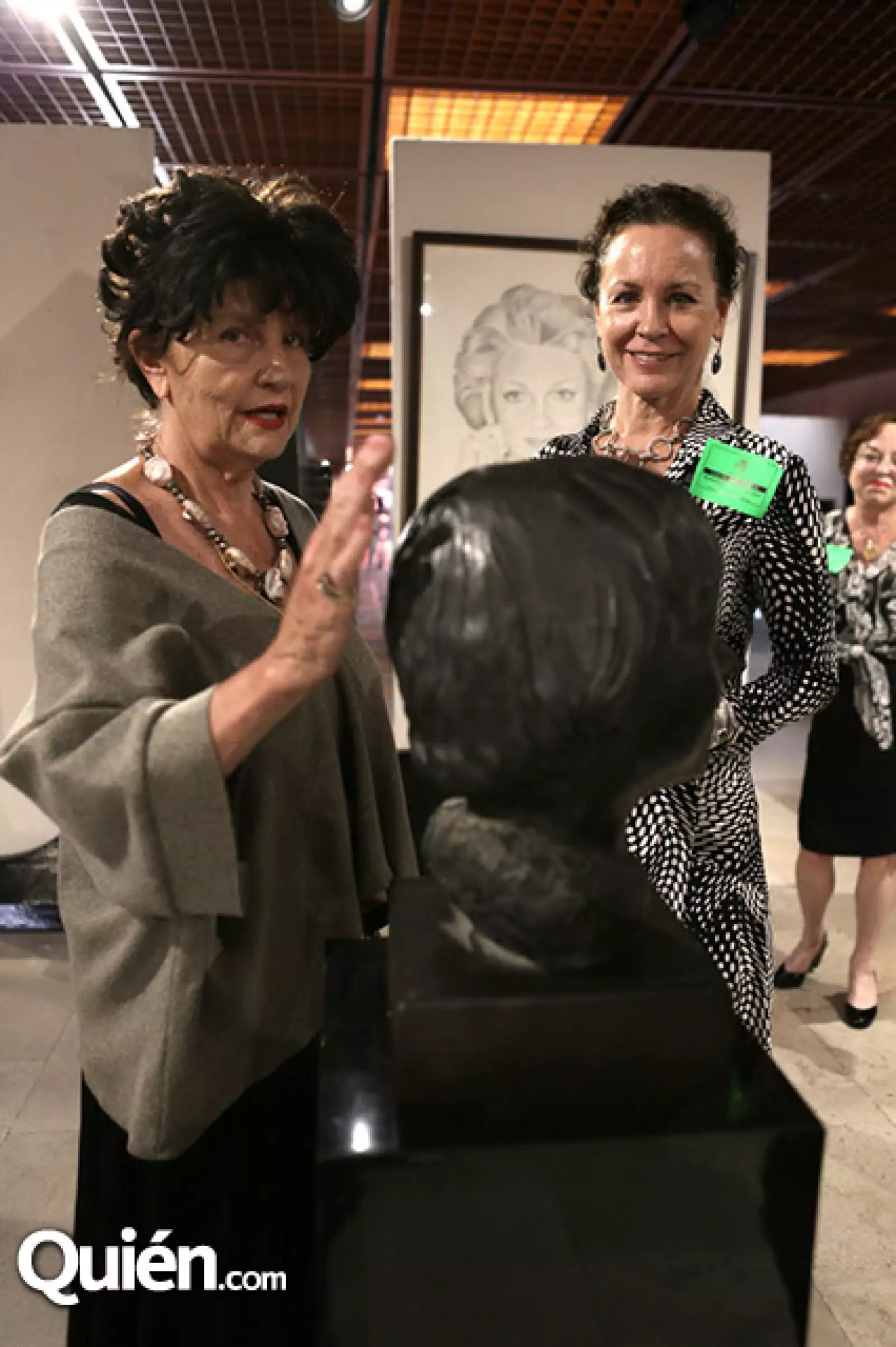 Nadie Mankova y Cathy Ohara