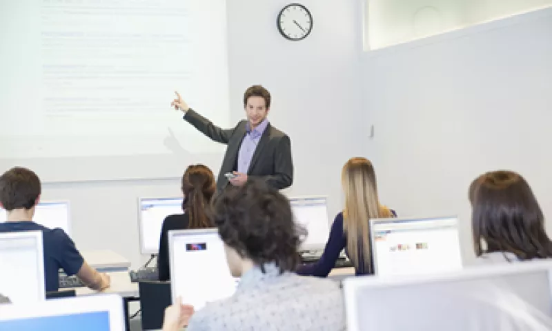 Las universidades corporativas permite ofrecer una mayor formación técnica a los empleados de una empresa. (Foto: Getty Images)