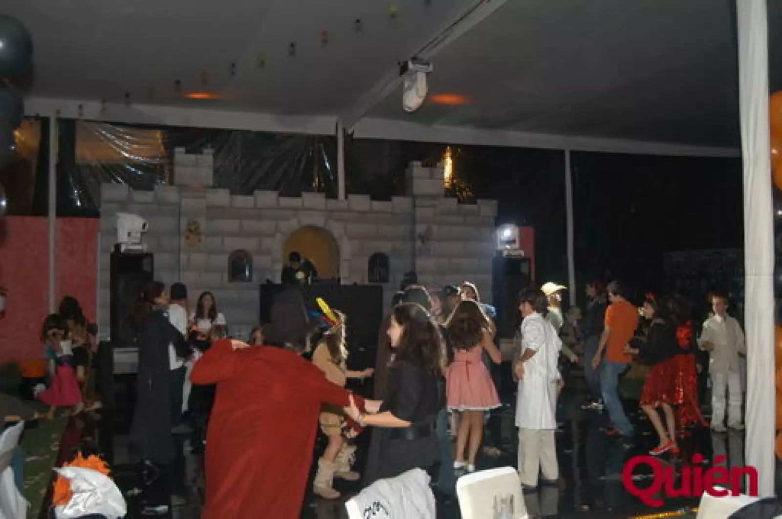 Aspectos. Fiesta de cumpleaños de Stephanie Dieter