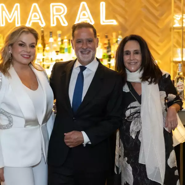 Martha Brockman, Álvaro Rey, Isabel Azpiri