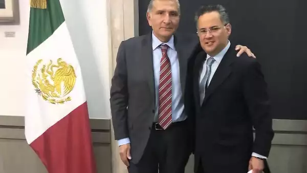 adan-auguto-santiago-nieto.jpeg