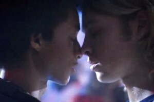 La controversial escena en donde Dizzie aparece besando a Thor en The Get Down
