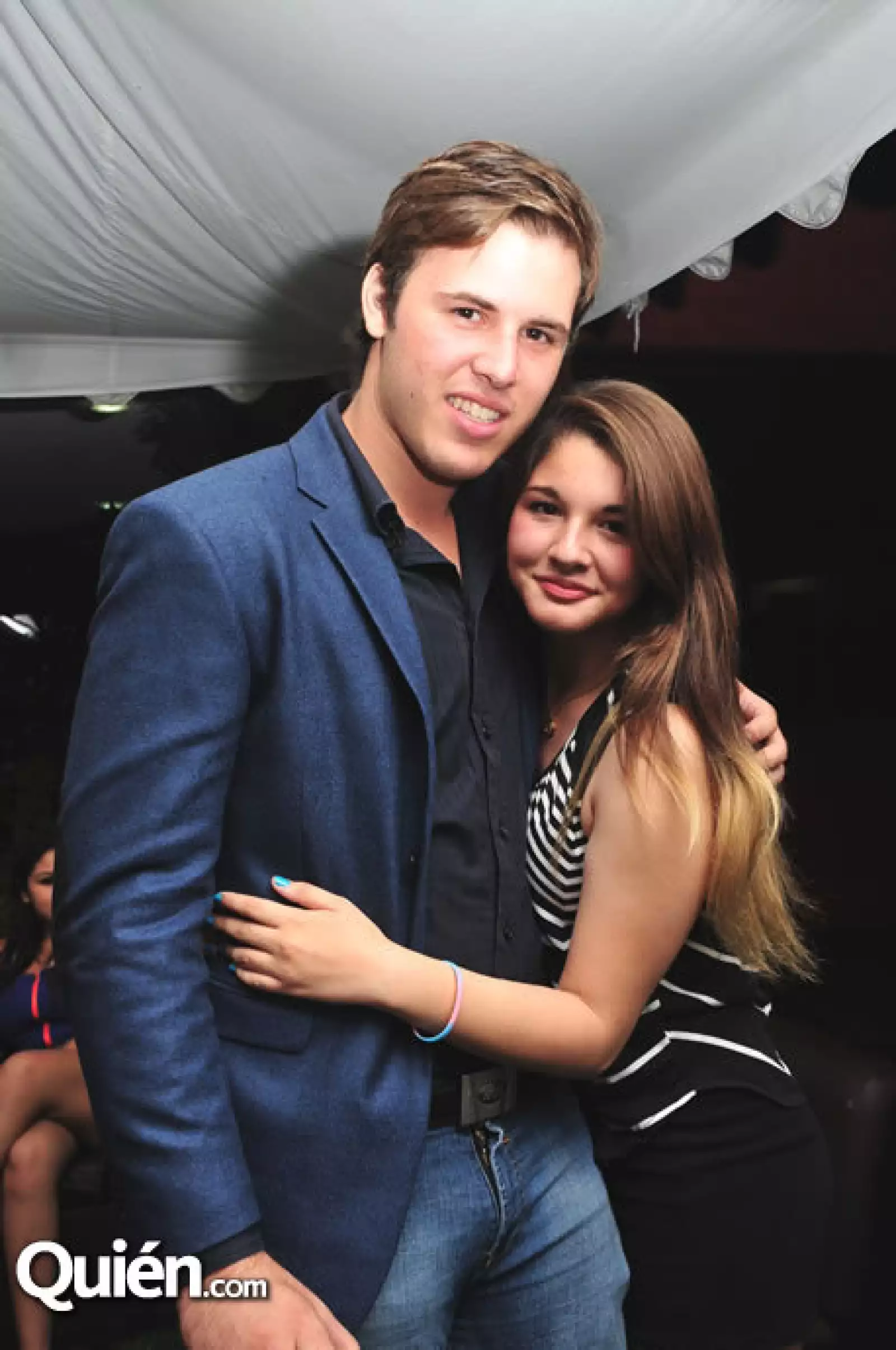 Christian Flores y Sofía González