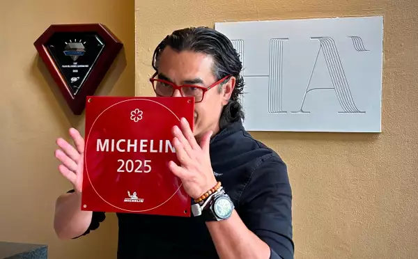 carlos-gaytan-estrella-michelin.jpeg