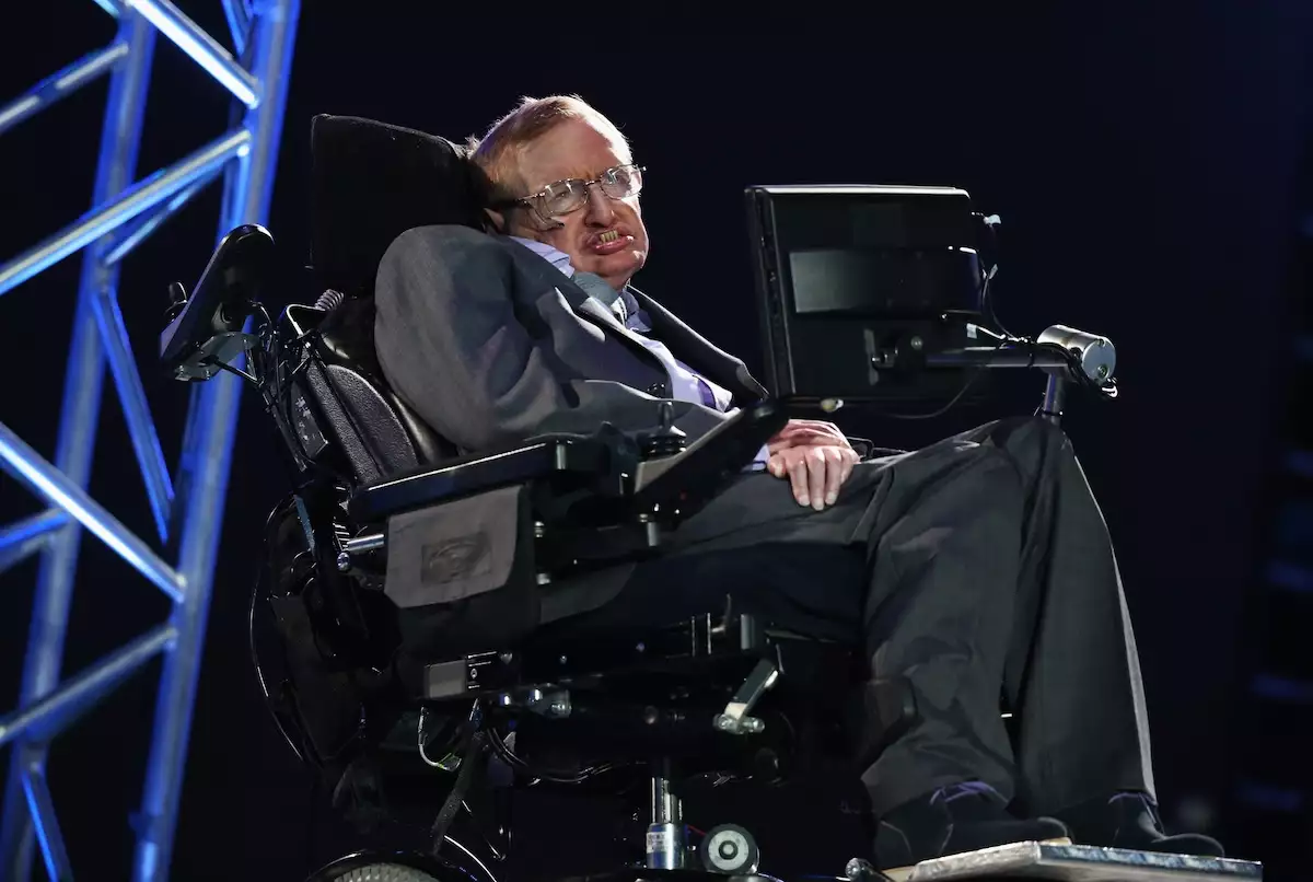 El astrofísico británico Stephen Hawking