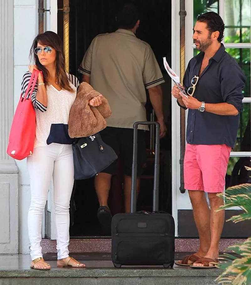 Desde que la actriz comenzó a salir con el directivo de Televisa, la hemos visto lucir con frecuencia este color, favorecedor a su belleza.